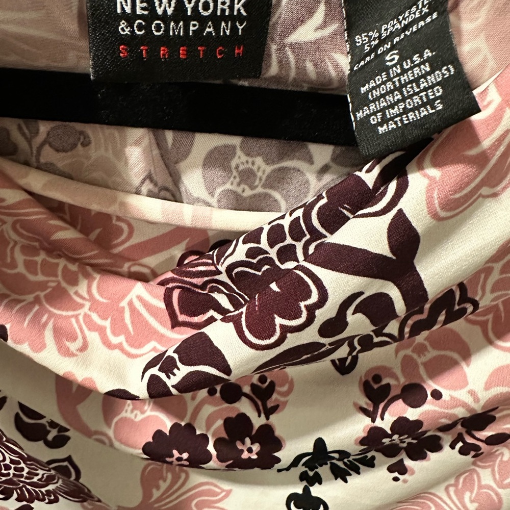 New York & Company Floral Print Stretch Top